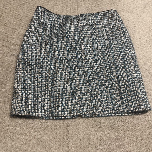 White House Black Market Tweed Skirt Suit - Picture 2 of 3